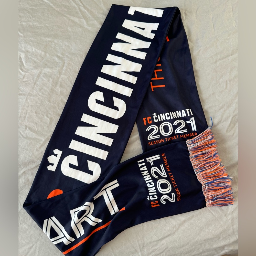 FC CINCINNATI SEASON TICKET MEMBER SCARF 2021